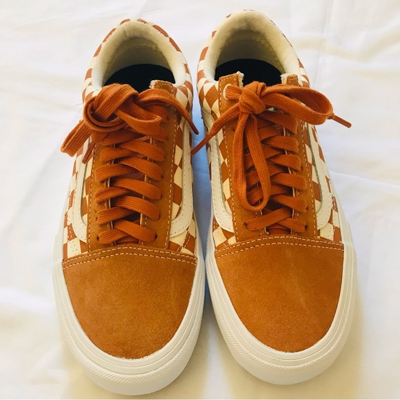 VANS Old Skool Checker Shoes - Picture 1 of 6